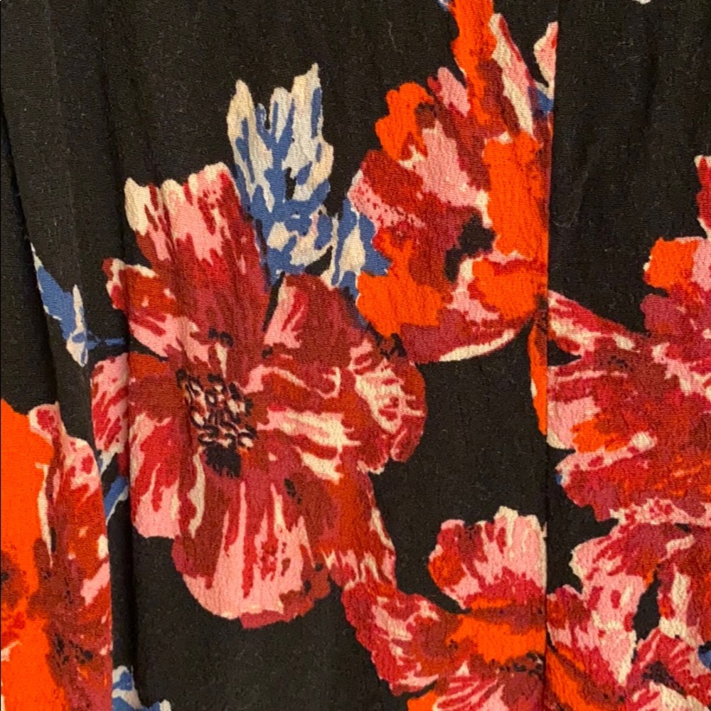free press Red Floral Print Pants Pockets Elastic Waist Rayon Size Large - Picture 3 of 11